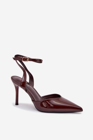 1105541 High heels model 221926 Step in style