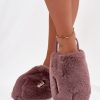 1106673 Slippers model 222283 Step in style