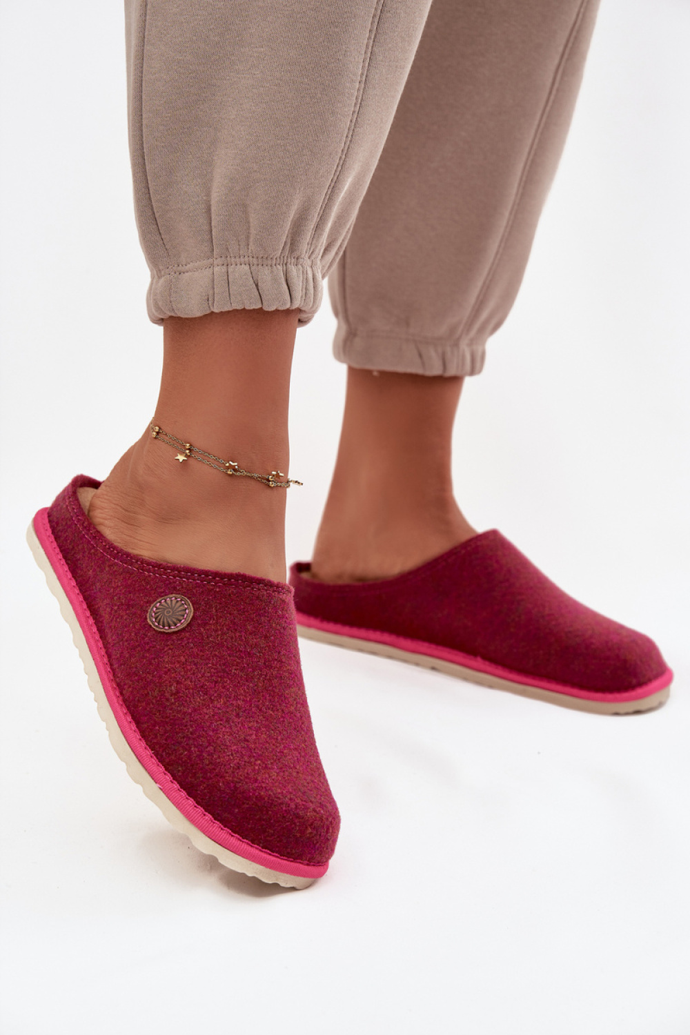 1106706 Slippers model 222294 Step in style