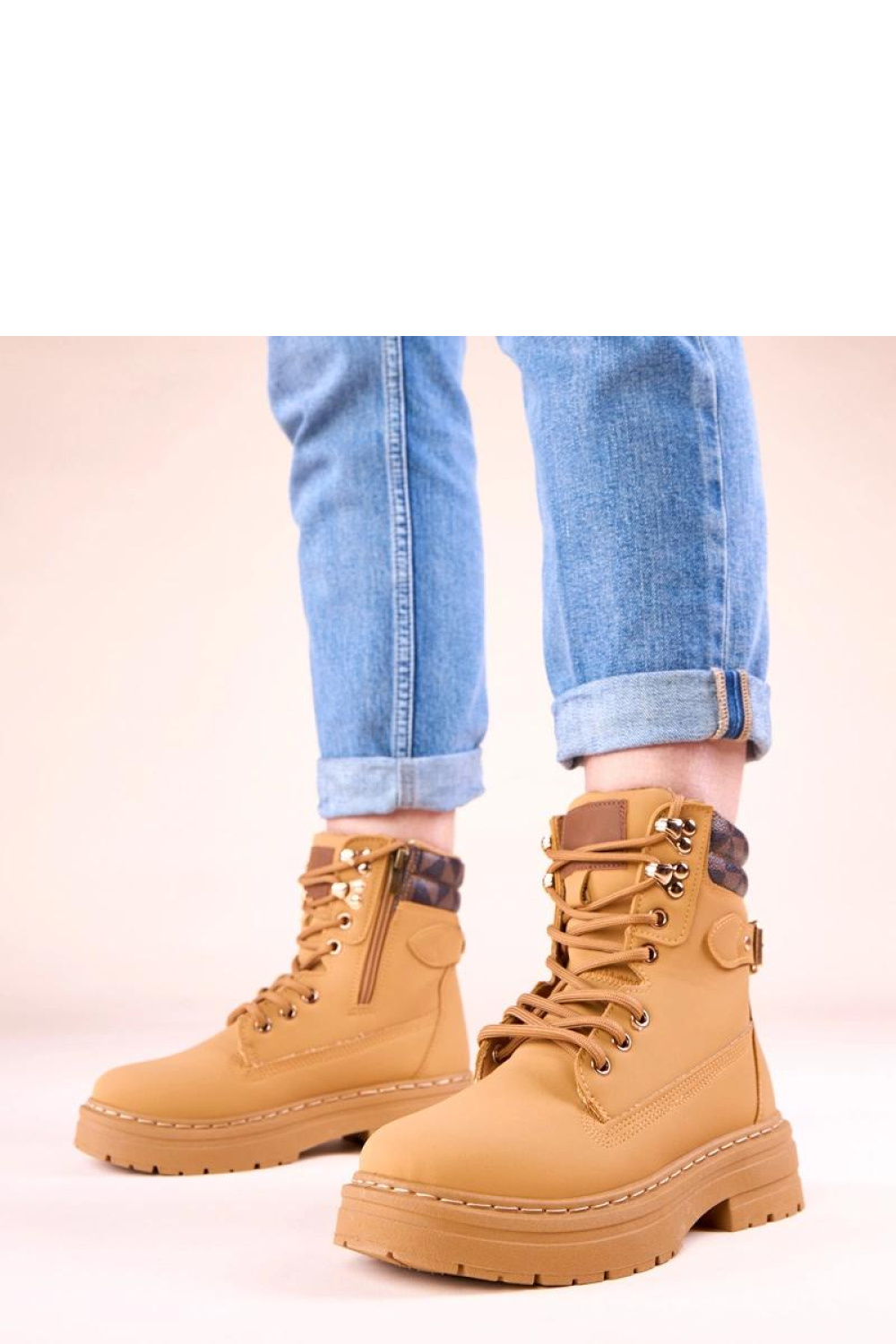 1107000 Trapper shoes model 222376 Solea
