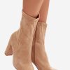 Heel boots model 222724 Step in style