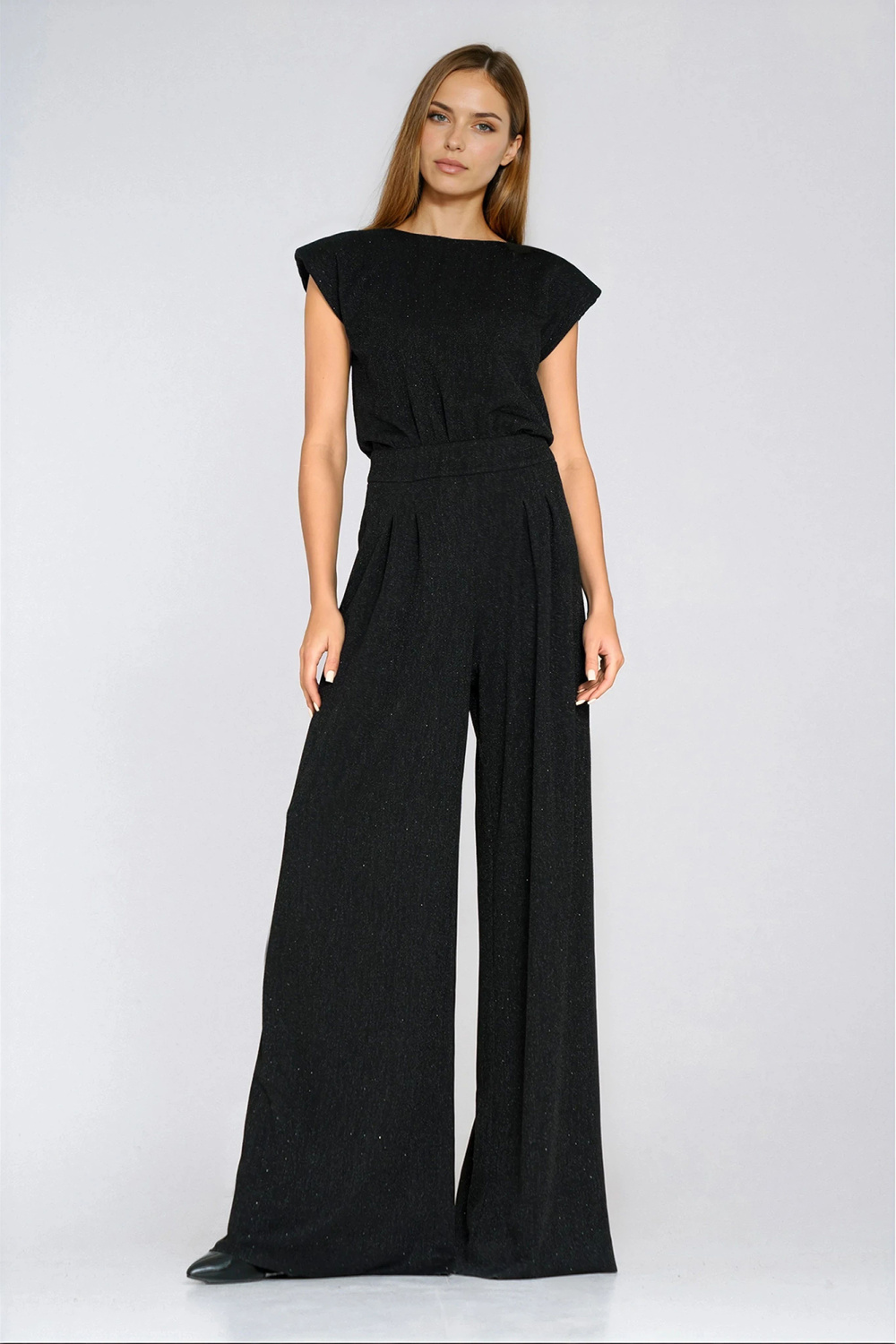 1110285 Suit model 223291 Nife