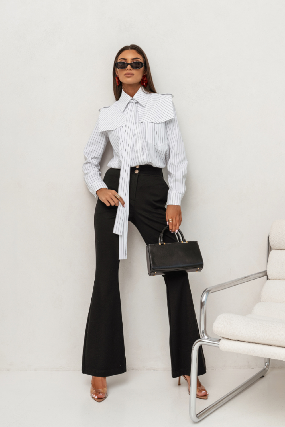 1111026 Women trousers model 223511 LaBalancia