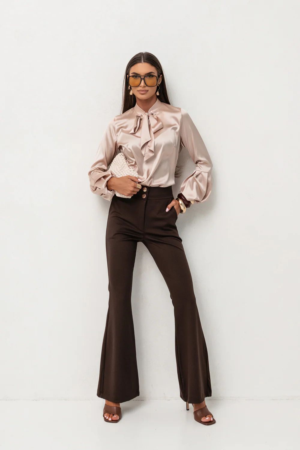1111076 Women trousers model 223509 LaBalancia