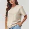 1111191 T-shirt model 223553 Makadamia