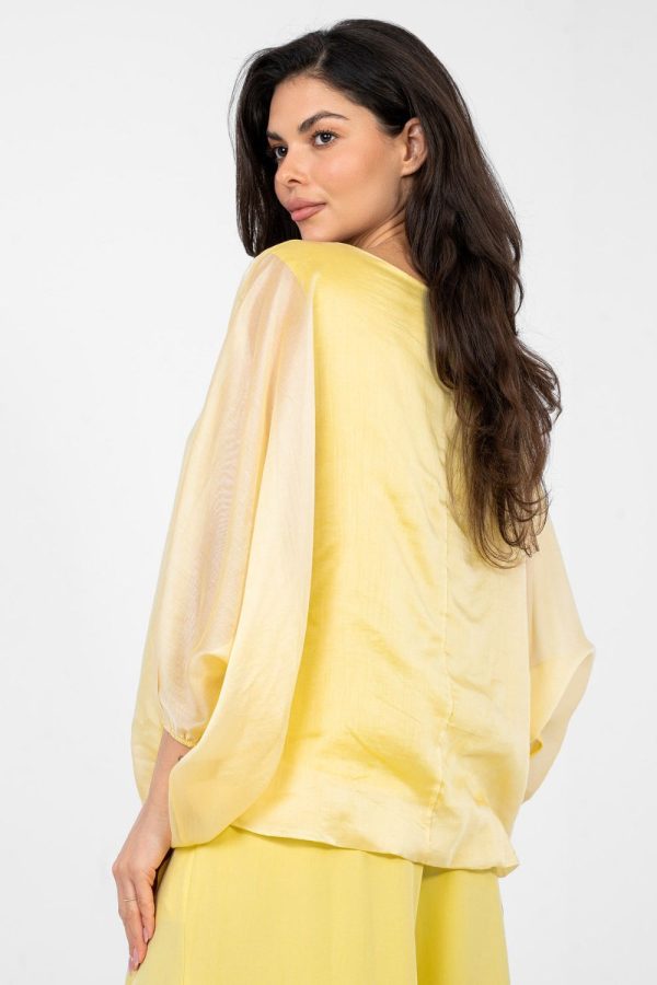 Blouse model 224051 Italy Moda