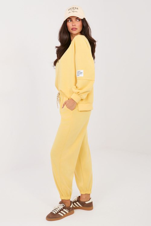 1113946 Set model 224377 Italy Moda