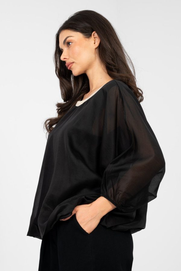 Blouse model 224388 Italy Moda