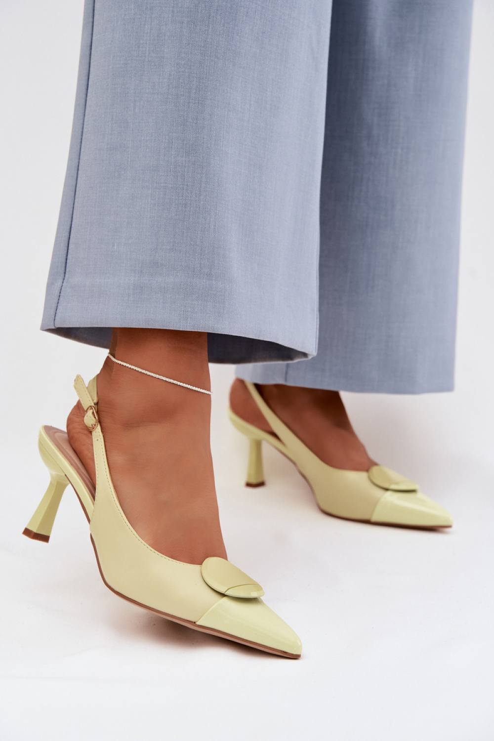 1116662 Heel sandals model 225218 Step in style