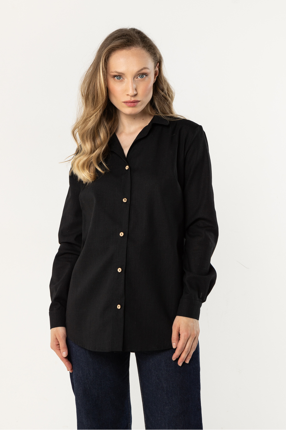 1117005 Long sleeve shirt model 225316 awama