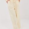 1117569 Women trousers model 225496 Italy Moda