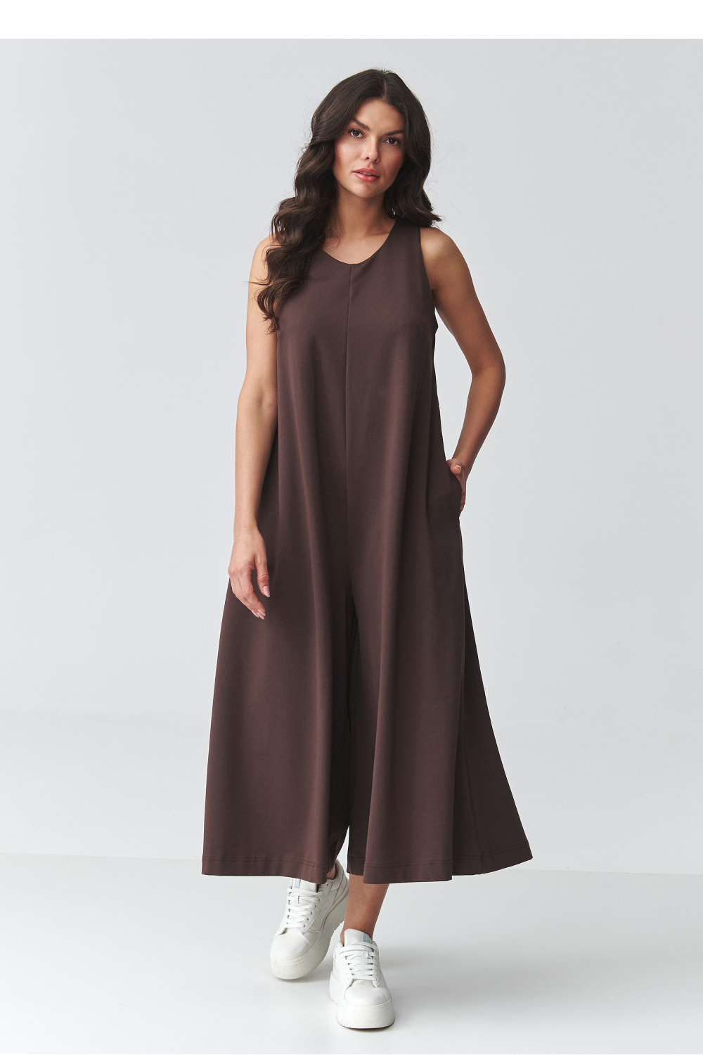 1118155 Suit model 225674 Makadamia