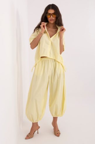 1119946 corduroy trousers model 226226 Italy Moda