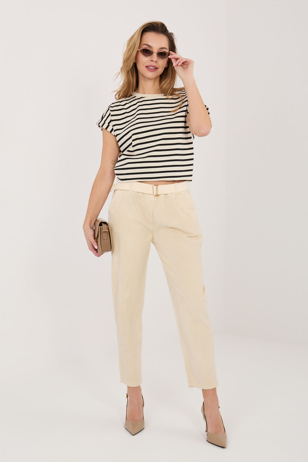 1120746 corduroy trousers model 226478 Italy Moda