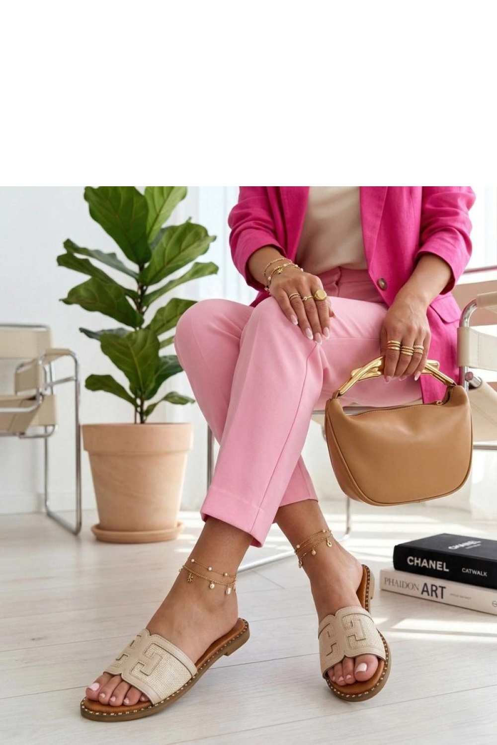 1121052 Flip-flops model 226575 Solea