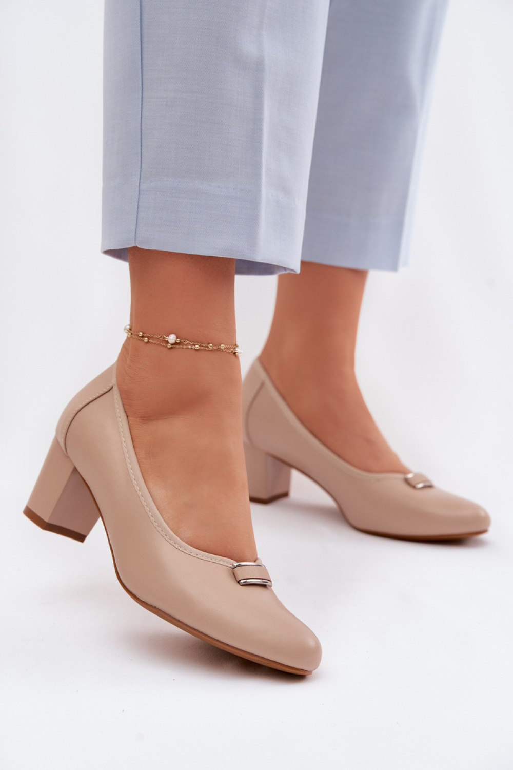 1122867 Block heel pumps model 227173 Step in style