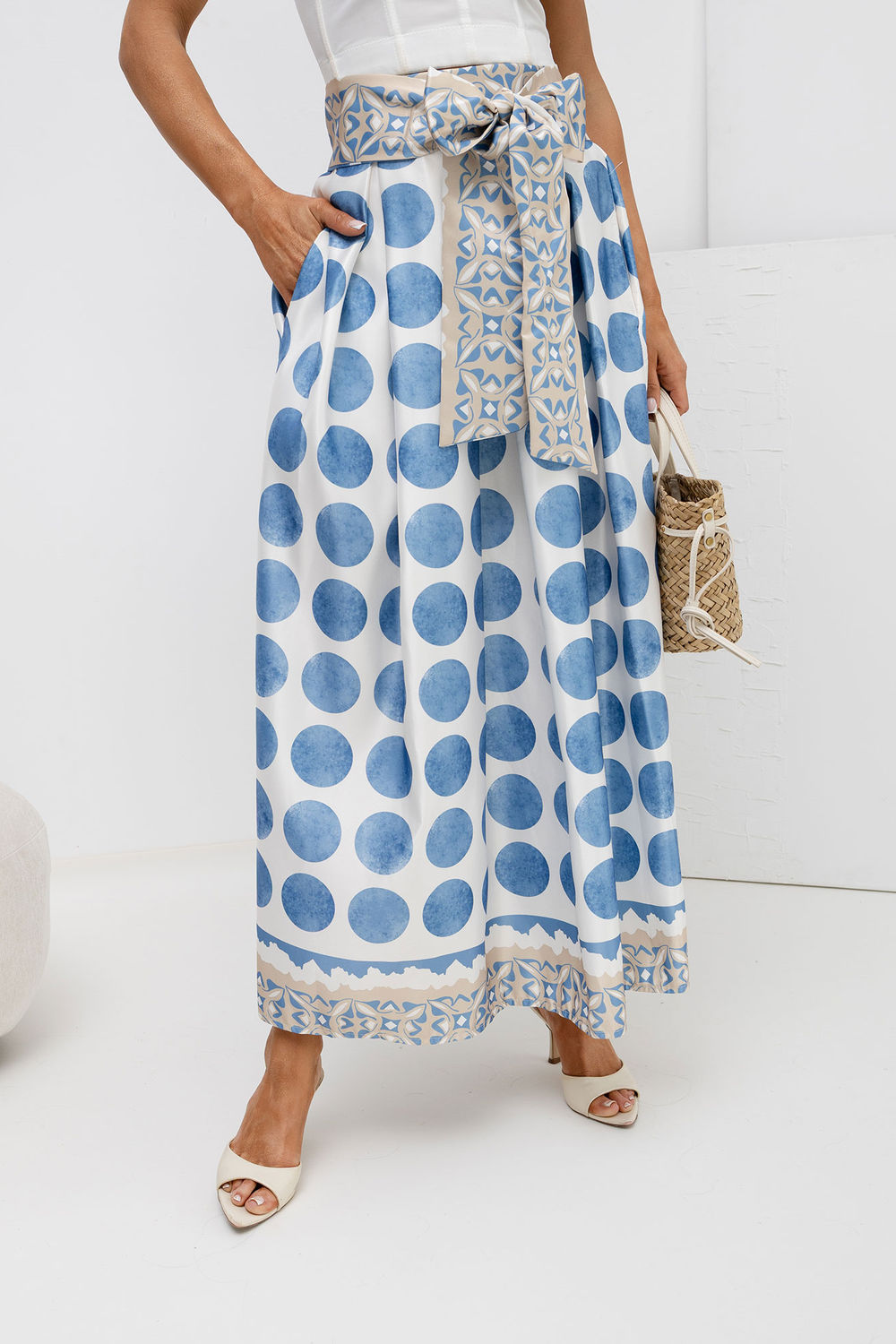 1124304 Skirt model 227619 Factory Price