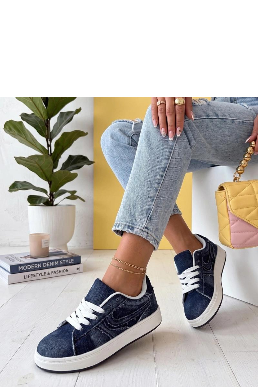 1124690 Platform sneakers model 227744 Solea
