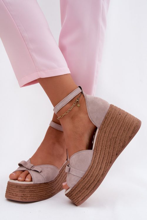 1125250 Buskin model 227917 Step in style