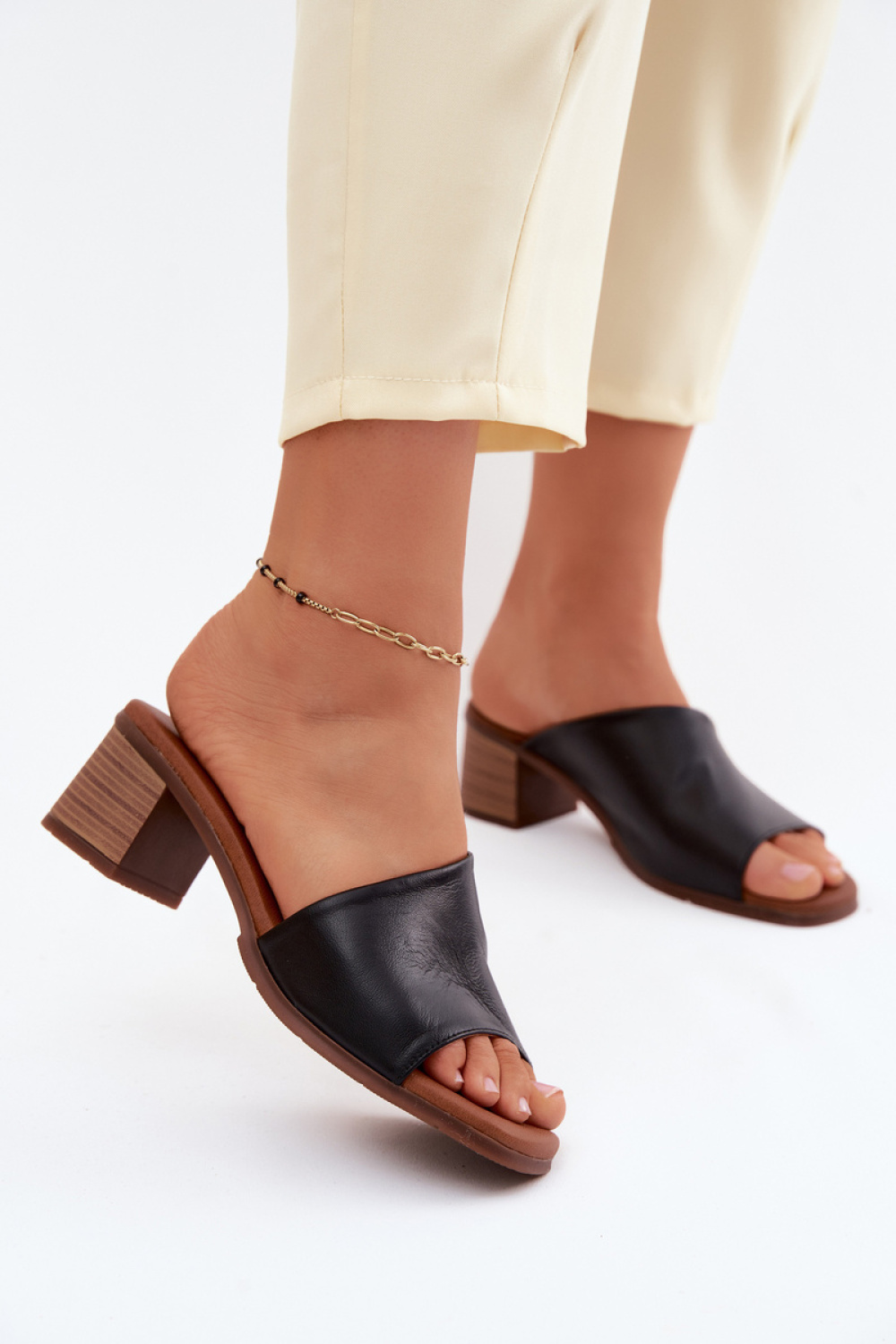 1125281 Heeled sandals model 227928 Step in style