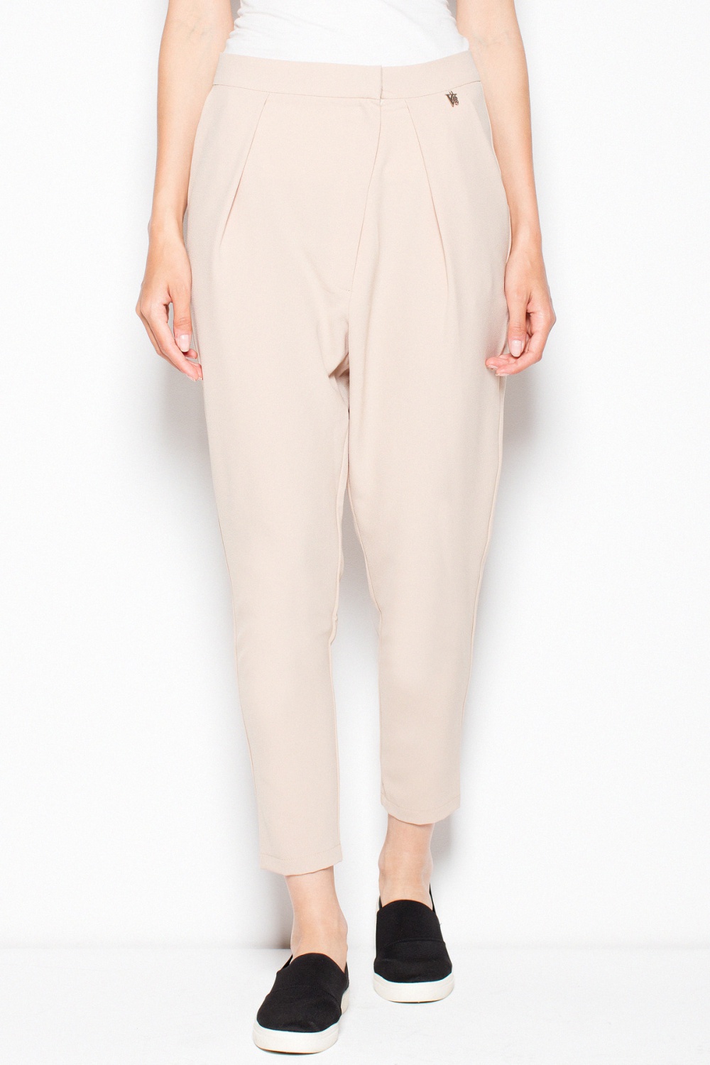 193138 Women trousers model 77387 Venaton