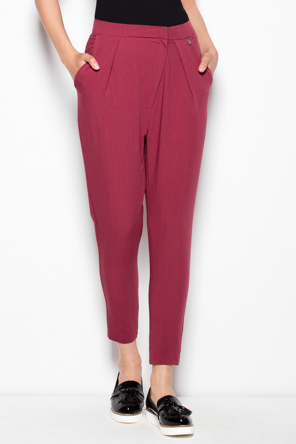 193141 Women trousers model 77388 Venaton