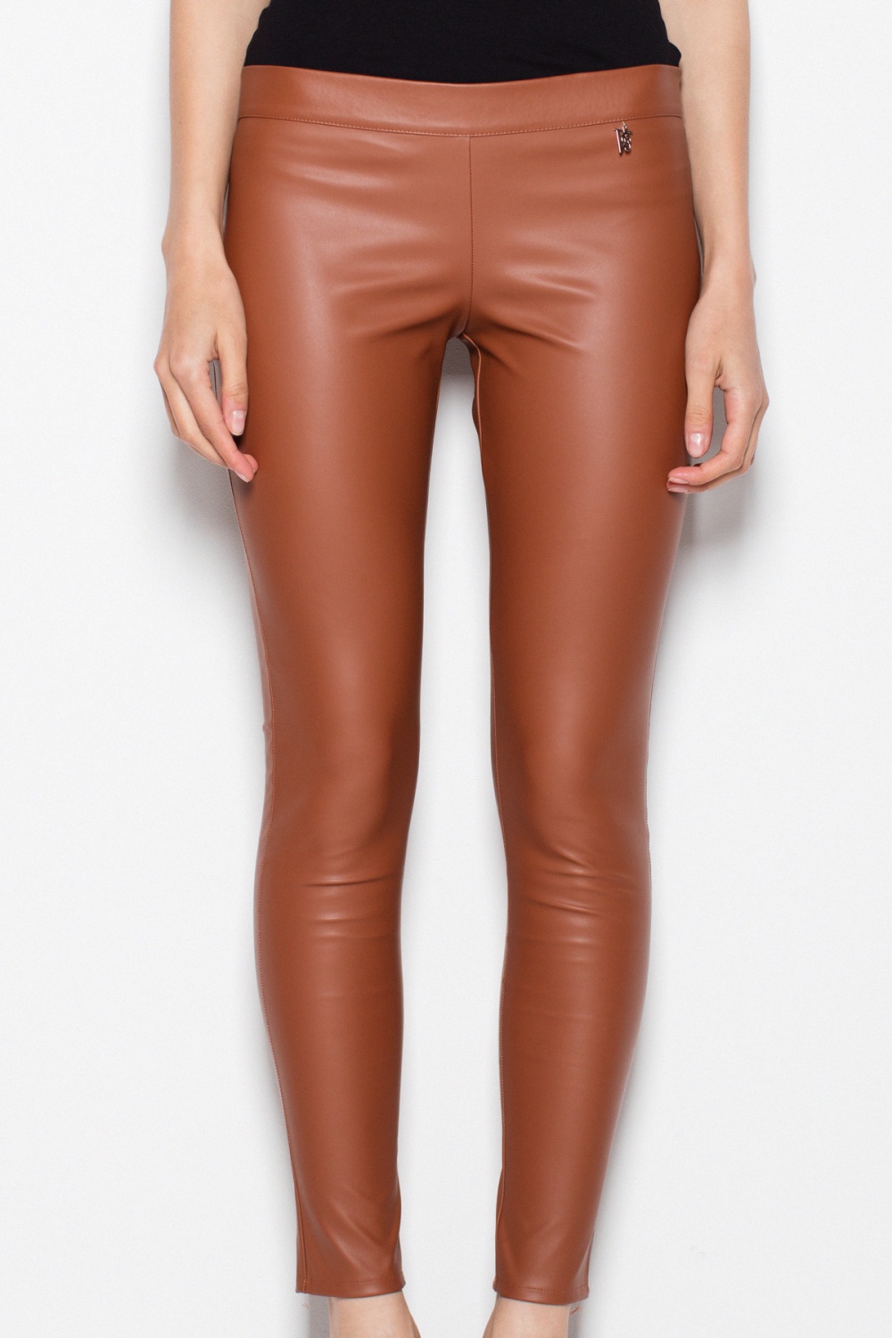 193157 Women trousers model 77395 Venaton