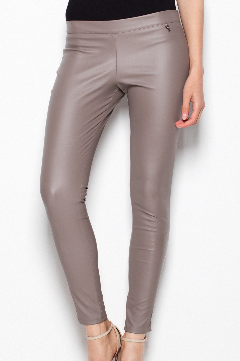 193168 Women trousers model 77399 Venaton