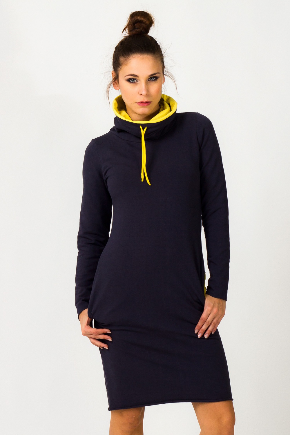 250049 Daydress model 93555 Tessita