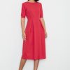310194 Daydress model 111114 Figl