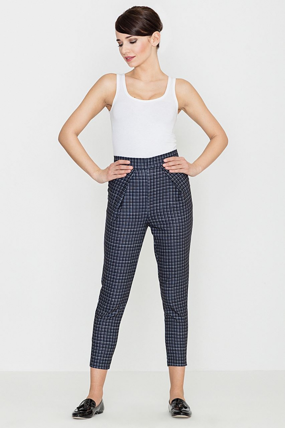 319627 Women trousers model 114287 Lenitif