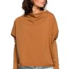823143 Sweatshirt model 124061 BeWear