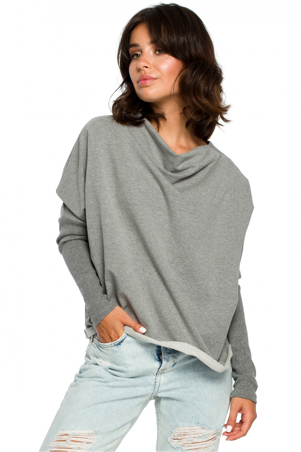 823149 Sweatshirt model 124063 BeWear