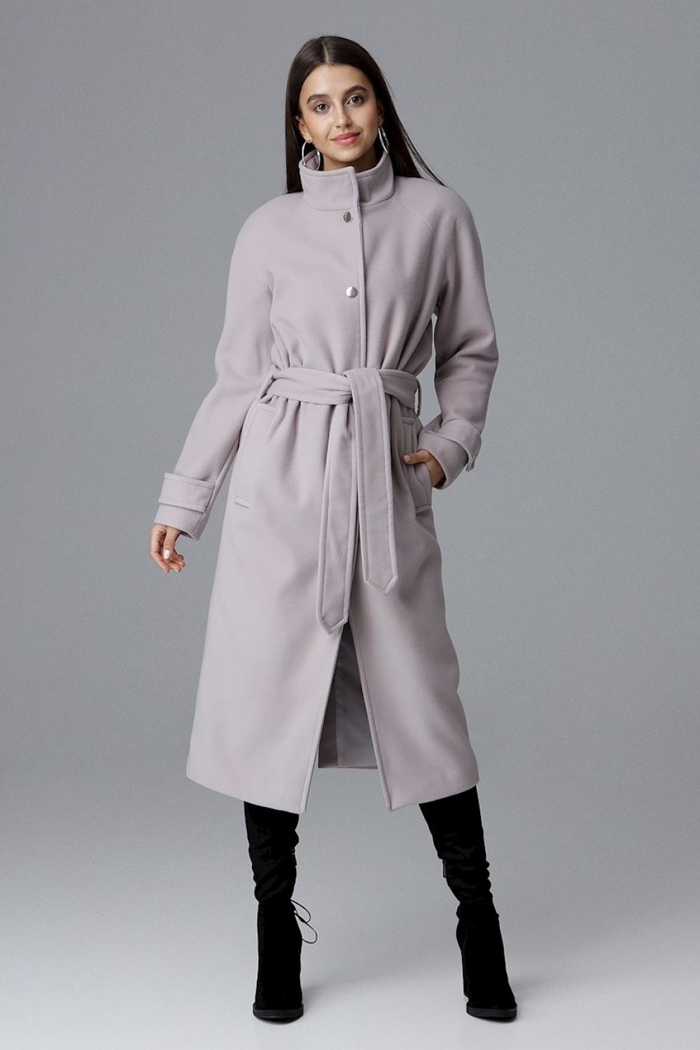 823926 Coat model 124381 Figl