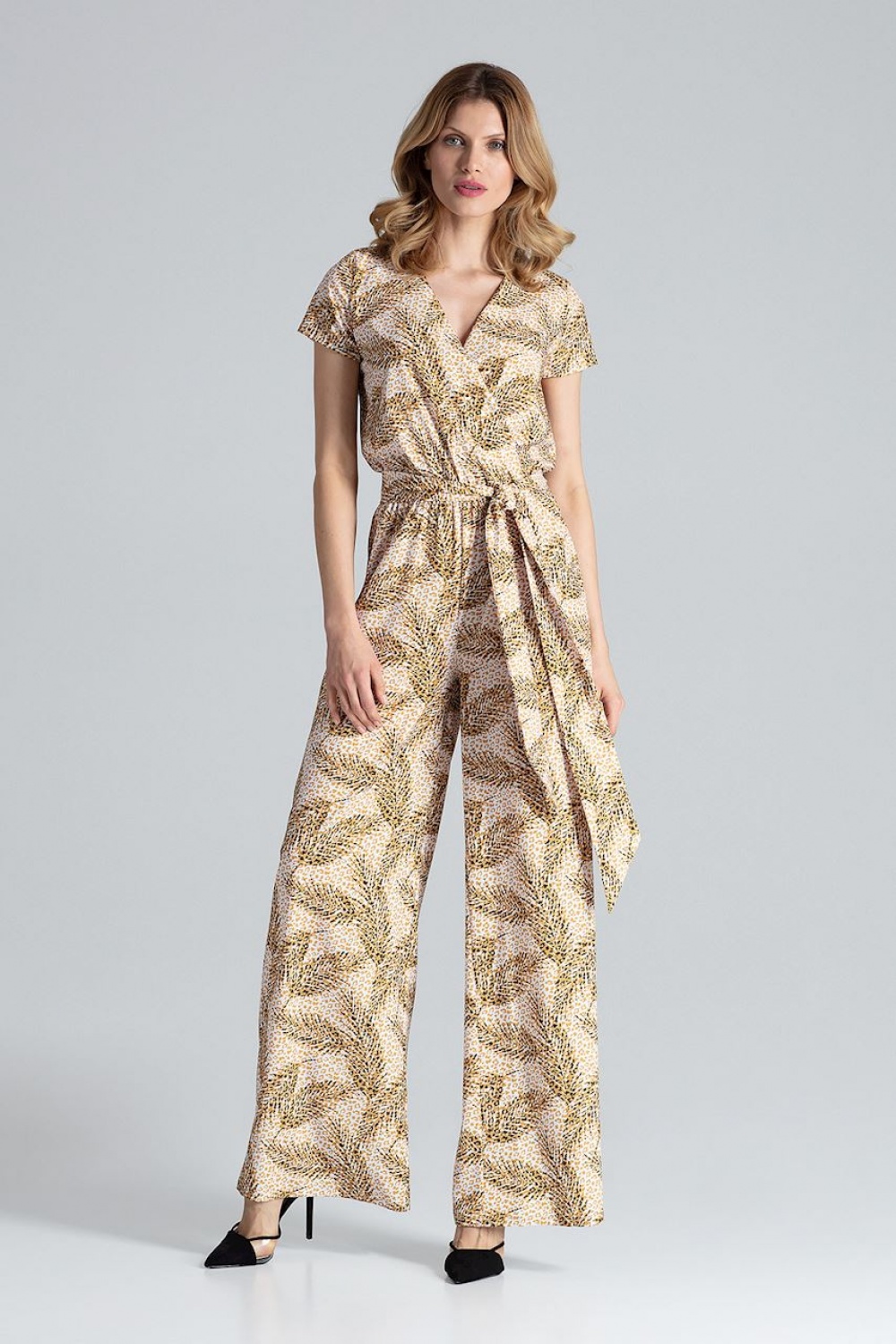 846321 Suit model 132491 Figl