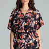 Blouse model 135853 Lenitif