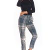 865483 Women trousers model 139558 awama