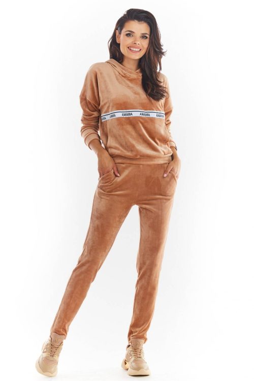 893302 Tracksuit trousers model 149787 awama