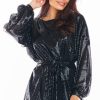 895543 Short dress model 150763 awama