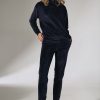 898468 Tracksuit trousers model 151805 Figl