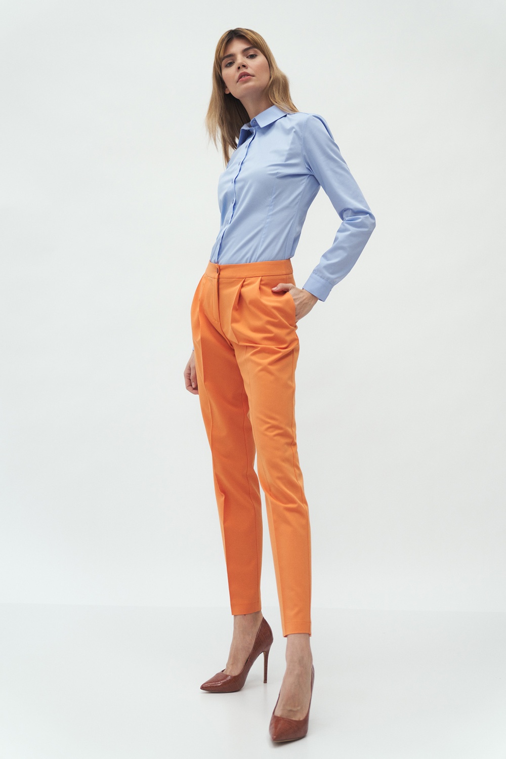 900362 Women trousers model 152541 Nife