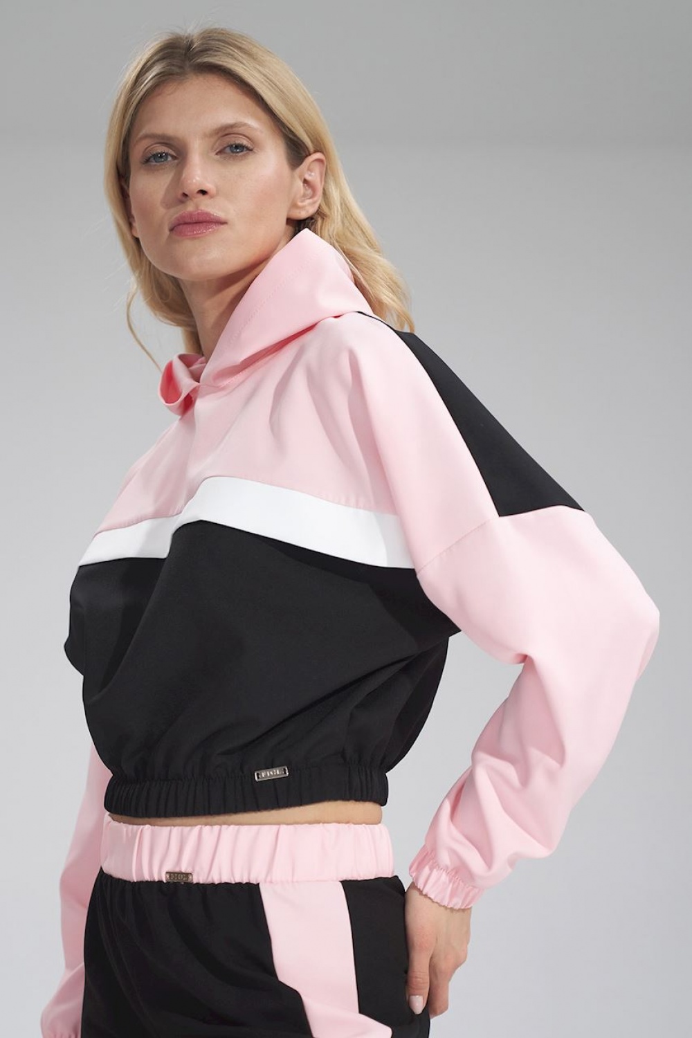 906327 Sweatshirt model 154677 Figl