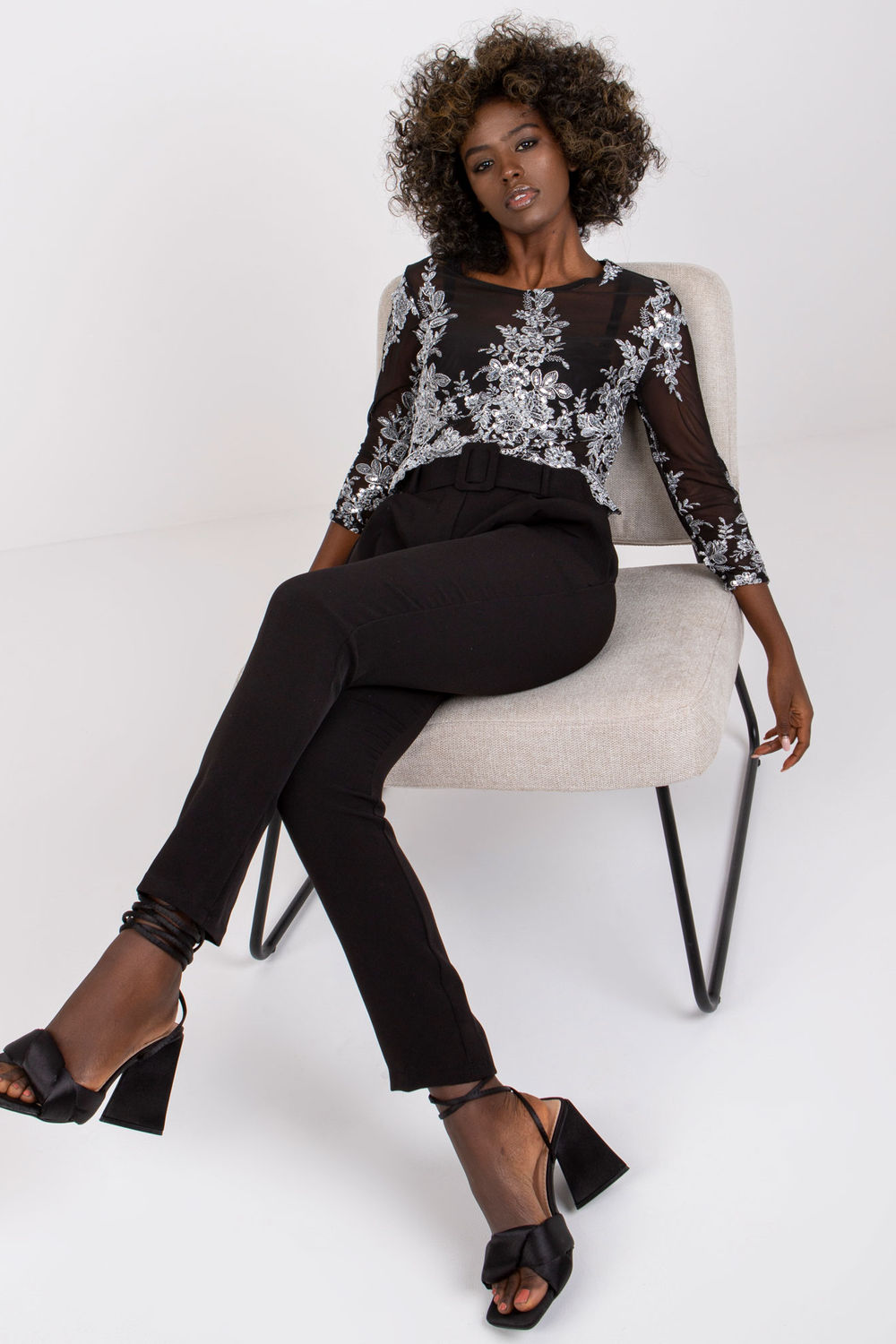 940702 Women trousers model 166889 Italy Moda