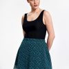 943240 Short skirt model 167806 Figl