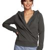 950269 Sweatshirt model 170174 BeWear