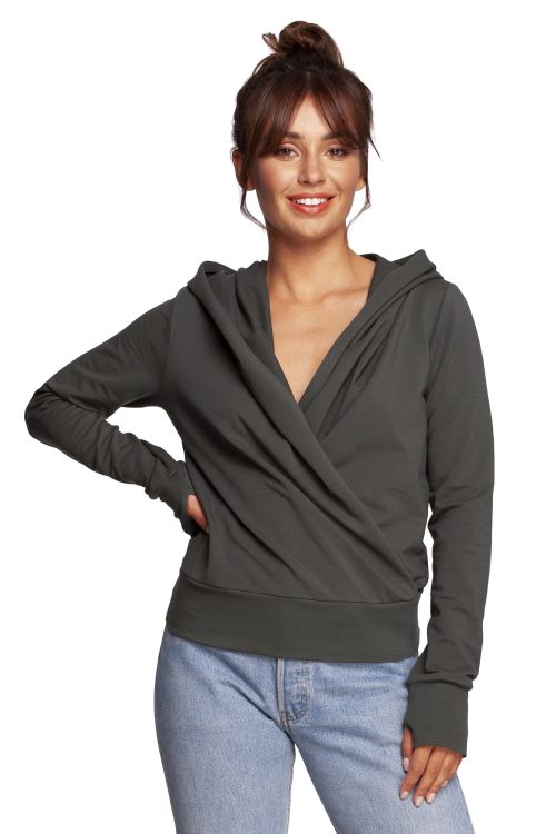 950269 Sweatshirt model 170174 BeWear
