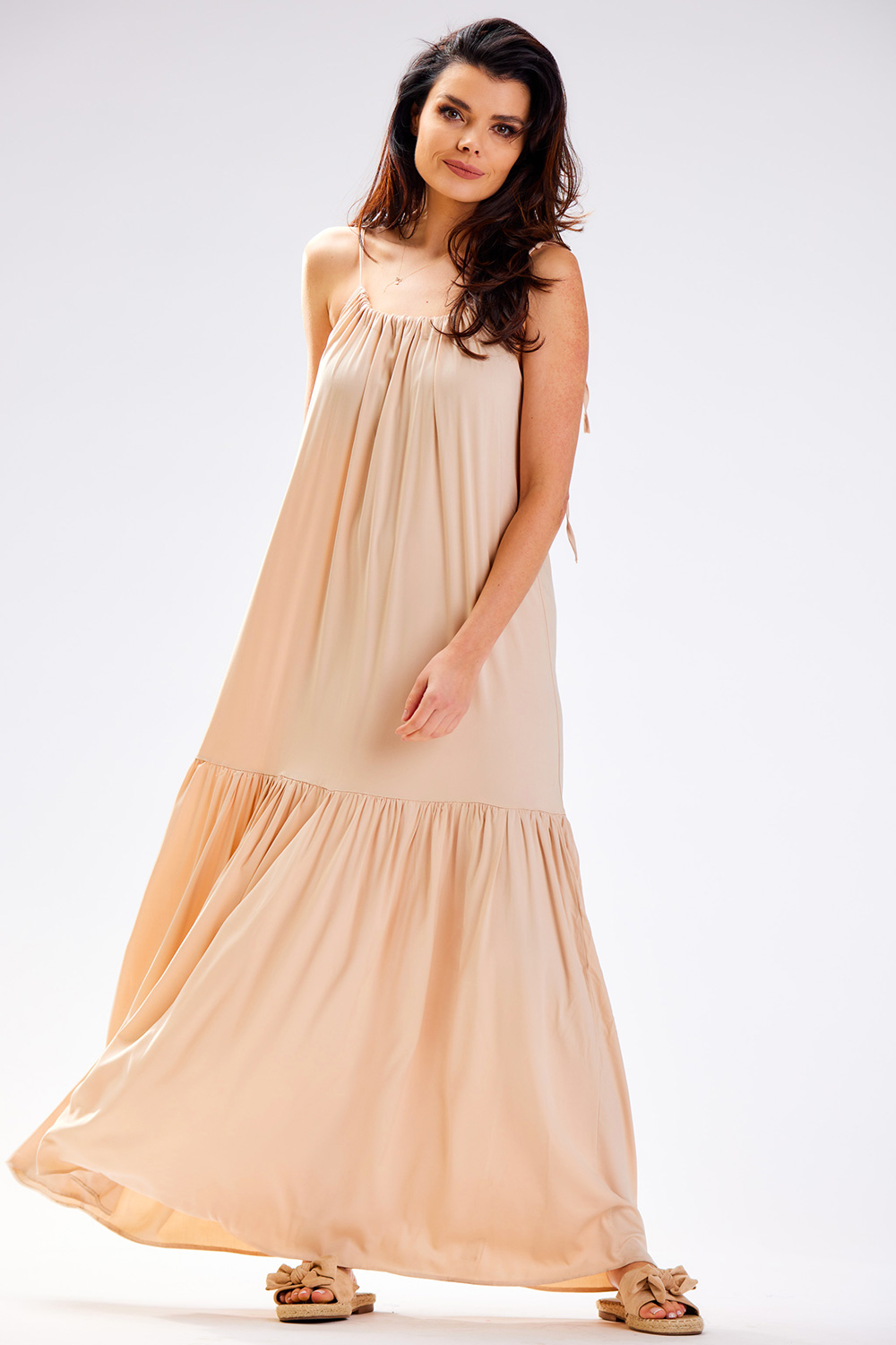 982699 Daydress model 181108 awama
