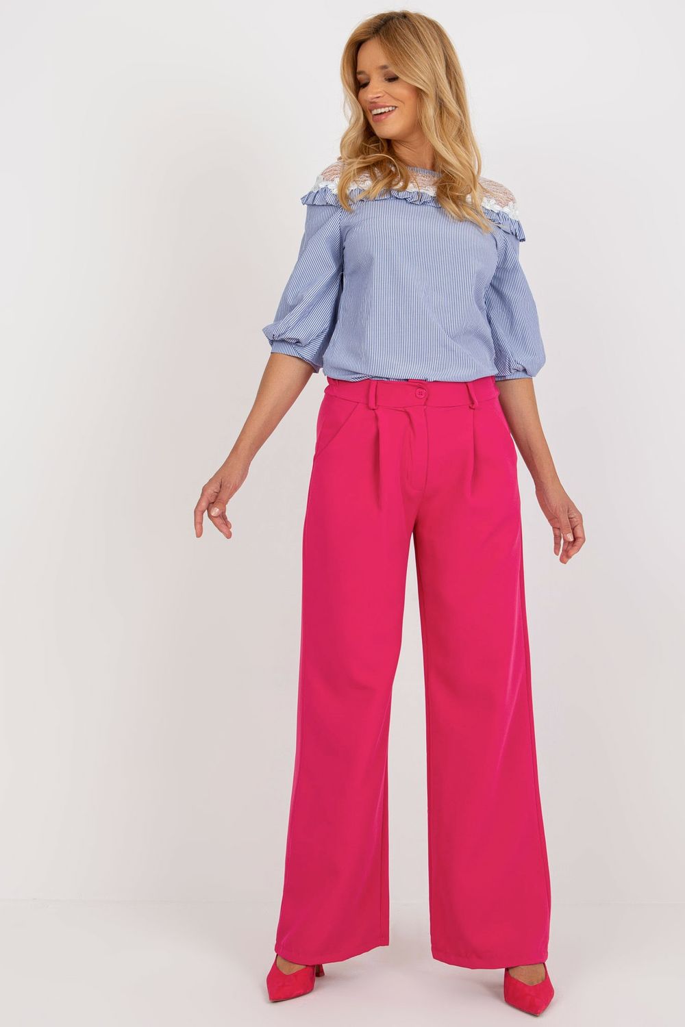 983179 Women trousers model 181350 Italy Moda
