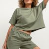 988570 Shorts model 183179 Tessita