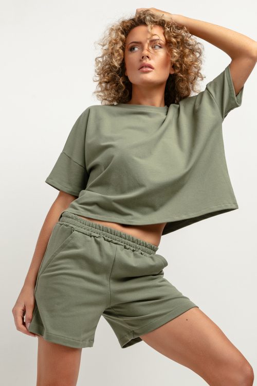 988570 Shorts model 183179 Tessita